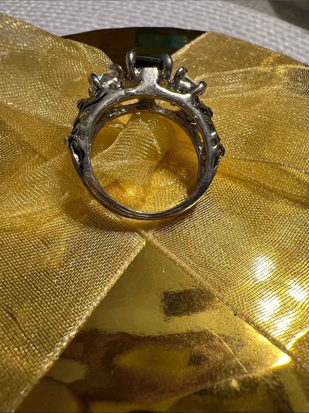 Elegant Black and Clear Three-Stone Ring - Women Jewelry